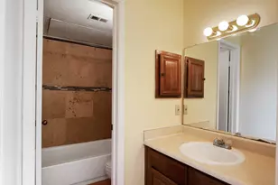 708 Graham Pl, Austin, TX 78705 - Photo 6