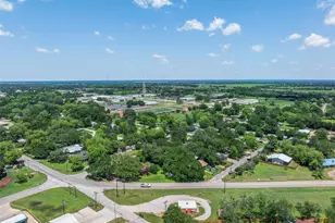 312 Holcombe Dr, Lexington, TX 78947 - Photo 26