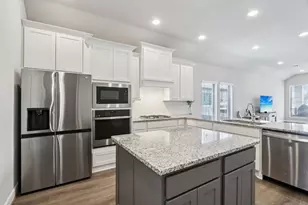 131 Ironbark Bnd, Bastrop, TX 78602 - Photo 2