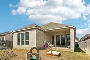 131 Ironbark Bnd, Bastrop, TX 78602 - Photo 38