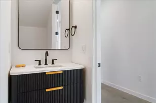 8609 Nina Ln, Jonestown, TX 78645 - Photo 18