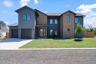 8609 Nina Ln, Jonestown, TX 78645 - Photo 2