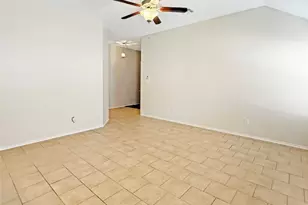 437 Travertine Trail, Buda, TX 78610 - Photo 4