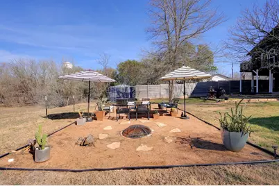 739 Pear Street, Lockhart, TX 78644 - Photo 28