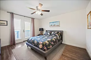 739 Pear St, Lockhart, TX 78644 - Photo 18