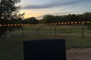 739 Pear St, Lockhart, TX 78644 - Photo 40