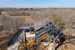 739 Pear St, Lockhart, TX 78644 - Photo 34