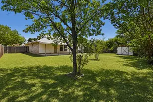 700 Woodview Dr, Georgetown, TX 78628 - Photo 8