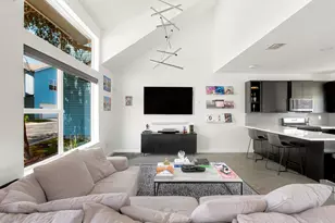 301 W Stassney Ln, Austin, TX 78745 - Photo 4