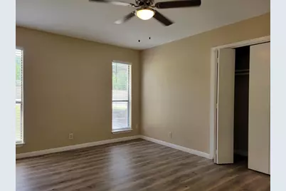 2008 Meadow Brook Drive, Round Rock, TX 78664 - Photo 8