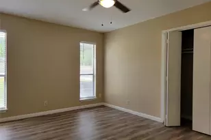 2008 Meadow Brook Dr, Round Rock, TX 78664 - Photo 8