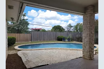 2008 Meadow Brook Drive, Round Rock, TX 78664 - Photo 12