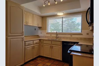 2008 Meadow Brook Drive, Round Rock, TX 78664 - Photo 4