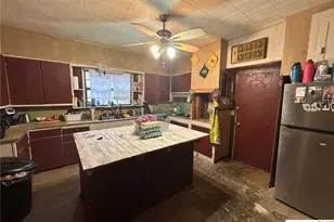 419 Main St, Lometa, TX 76853 - Photo 4