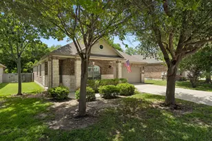 1049 Sussex Way, Round Rock, TX 78665 - Photo 2