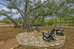 188 Broken Lance Dr, Dripping Springs, TX 78620 - Photo 32