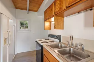 705 Buttonwood St, Bastrop, TX 78602 - Photo 8