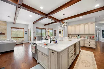 5240 Diamante Drive, Spicewood, TX 78669 - Photo 12