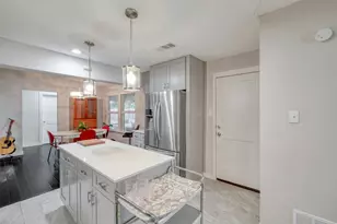 5502 Burgundy Dr, Austin, TX 78724 - Photo 6