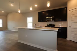 4620 Lava Is Dr, Austin, TX 78747 - Photo 10