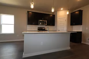 4620 Lava Is Dr, Austin, TX 78747 - Photo 6