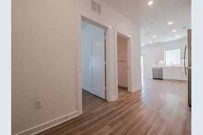 4802 Congress Avenue S #515, Austin, TX 78745 - Photo 18