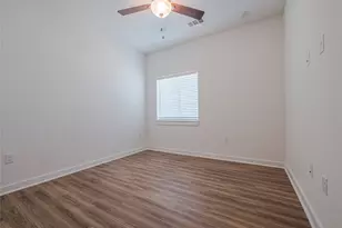 4802 Congress Ave S, Austin, TX 78745 - Photo 22