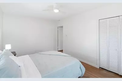 605 W 11th Street, Elgin, TX 78621 - Photo 30