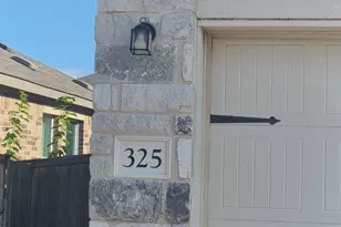 325 Arnage Dr, Hutto, TX 78634 - Photo 2