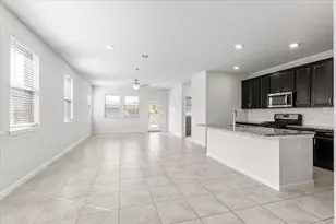 105 Otella St, Georgetown, TX 78628 - Photo 4