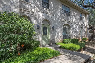 8415 Fredericksburg Road #306, San Antonio, TX 78229 - Photo 2