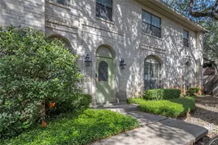 8415 Fredericksburg Rd, San Antonio, TX 78229 - Photo 2