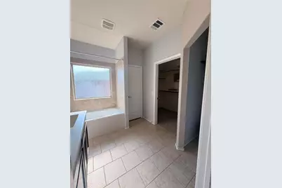 10204 Pinnacle Crest Loop, Austin, TX 78747 - Photo 16