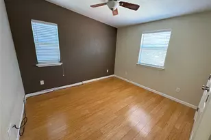 841 Scenic Cir, Dripping Springs, TX 78620 - Photo 10