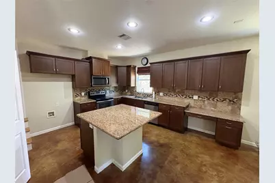 841 Scenic Circle, Dripping Springs, TX 78620 - Photo 6