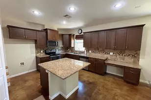 841 Scenic Cir, Dripping Springs, TX 78620 - Photo 6