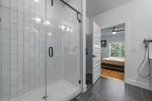 2500 Longview St, Austin, TX 78705 - Photo 14