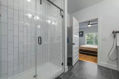 2500 Longview Street #300, Austin, TX 78705 - Photo 14