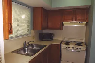 1004 Charlotte St, Austin, TX 78703 - Photo 4