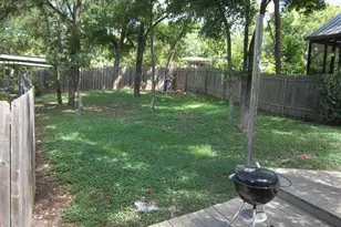 1004 Charlotte St, Austin, TX 78703 - Photo 14