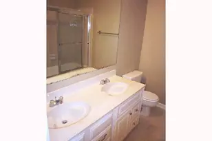 1004 Charlotte St, Austin, TX 78703 - Photo 12
