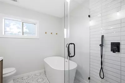 905 E 53rd Street, Austin, TX 78751 - Photo 20