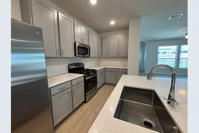 109 Corn Lane, Hutto, TX 78634 - Photo 8