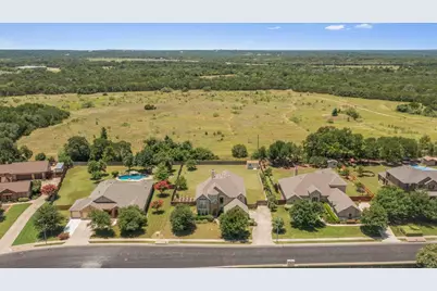 2817 Bear Springs Trail, Austin, TX 78748 - Photo 2