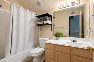 216 Sunshadow Dr, Lockhart, TX 78644 - Photo 16