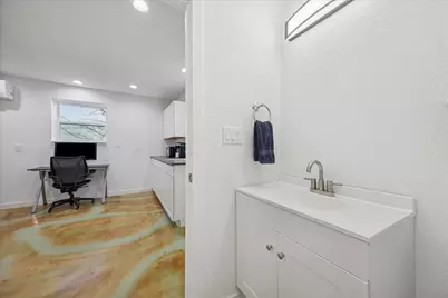 104 Paisano Drive, Horseshoe Bay, TX 78657 - Photo 10