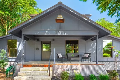 1321 W San Antonio Street, San Marcos, TX 78666 - Photo 2