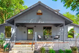 1321 W San Antonio St, San Marcos, TX 78666 - Photo 2