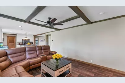 2387 State Highway 304, Gonzales, TX 78629 - Photo 20