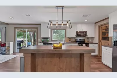 2387 State Highway 304, Gonzales, TX 78629 - Photo 8